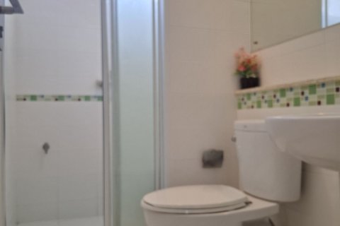 House in Bang Kapi, Bangkok, Thailand 3 bedrooms № 148670 - photo 16