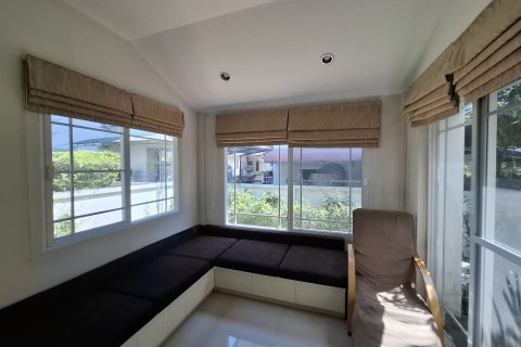 House in Bang Kapi, Bangkok, Thailand 3 bedrooms № 148670 - photo 5