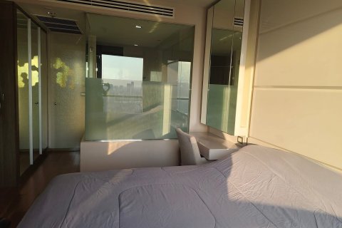 Studio dans le Condo à Bang Rak, Bangkok, Thaïlande  № 148668 - photo 2