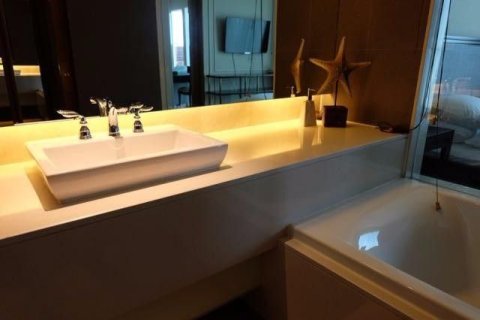 Condo in Hua Hin, Thailand, 2 bedrooms  № 150345 - photo 13