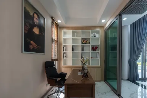 Villa in Pattaya, Thailand 6 bedrooms № 155720 - photo 15