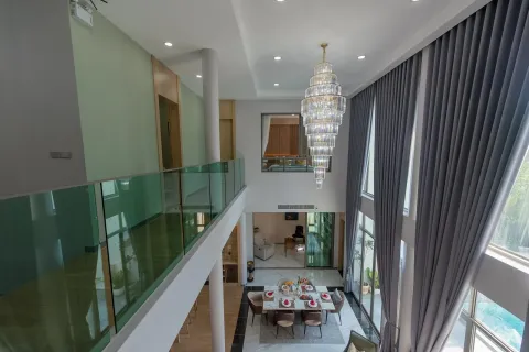 Villa in Pattaya, Thailand 6 bedrooms № 155720 - photo 18