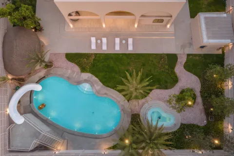 Villa in Pattaya, Thailand 4 bedrooms № 155718 - photo 3