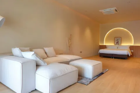 Villa in Pattaya, Thailand 4 bedrooms № 155718 - photo 15