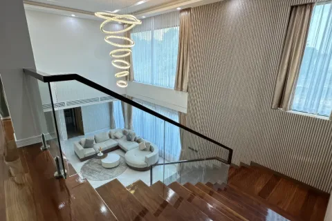 Villa in Pattaya, Thailand 7 bedrooms № 155719 - photo 13