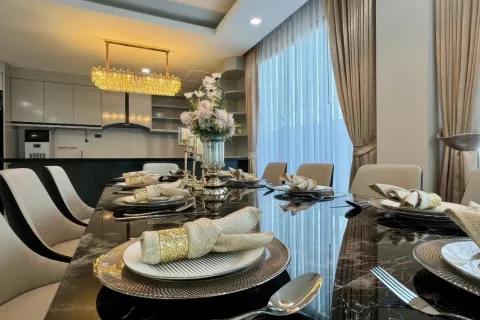 Villa in Pattaya, Thailand 7 bedrooms № 155719 - photo 16