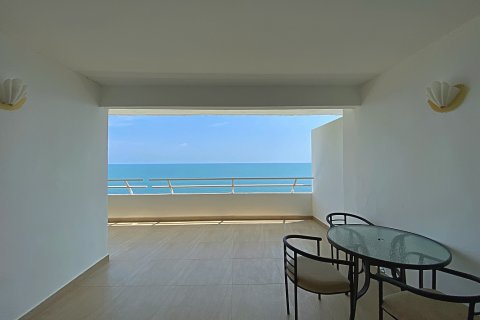 Condo in Pran Buri, Thailand, 2 bedrooms  № 168625 - photo 9