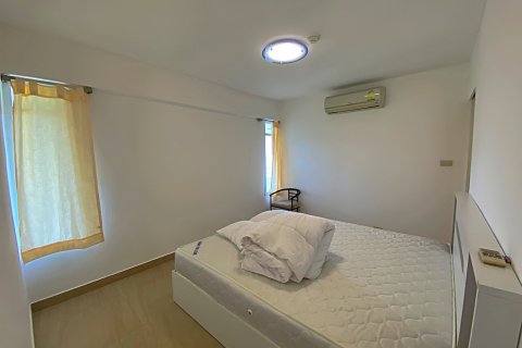 Condo in Pran Buri, Thailand, 2 bedrooms  № 168625 - photo 16