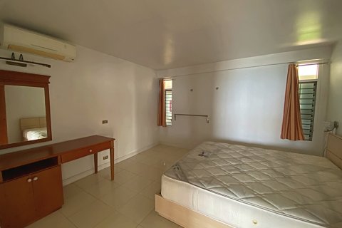 Condo in Pran Buri, Thailand, 3 bedrooms  № 168626 - photo 25
