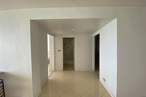 Condo in Pran Buri, Thailand, 3 bedrooms  № 168626 - photo 24