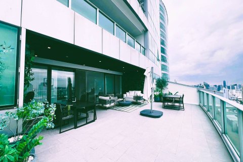 Penthouse in Bangkok, Thailand 3 bedrooms № 180590 - photo 8