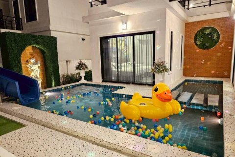 Villa in Hua Hin, Thailand 3 bedrooms № 136780 - photo 20