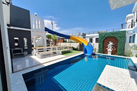 Вилла в Хуа Хине, Таиланд с 3 спальнями  № 136780 - фото 1