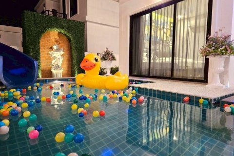 Villa in Hua Hin, Thailand 3 bedrooms № 136780 - photo 23