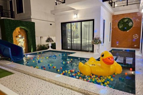 Villa in Hua Hin, Thailand 3 bedrooms № 136780 - photo 19