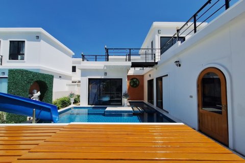 Вилла в Хуа Хине, Таиланд с 3 спальнями  № 136780 - фото 26