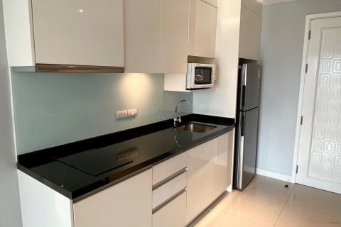 Студия в кондо в Ваттхане, Бангкок, Таиланд № 151755 - фото 6