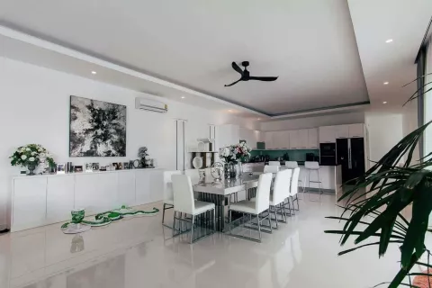 Villa in Cha-am, Thailand 5 bedrooms № 139331 - photo 12