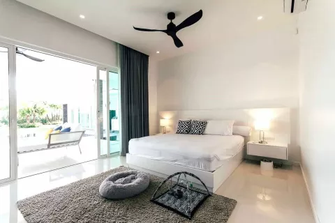 Villa in Cha-am, Thailand 5 bedrooms № 139331 - photo 21