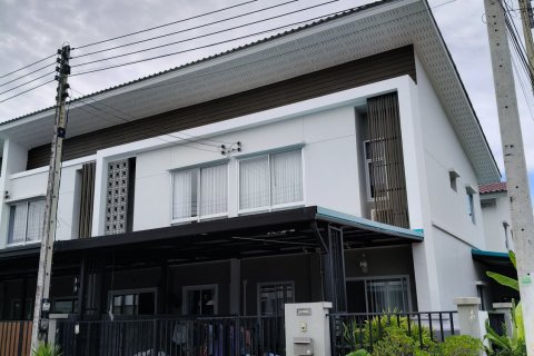 Townhouse in Phuket, Thailand 3 bedrooms № 139327 - photo 1