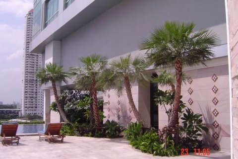 Condo in Khlong San, Bangkok, Thailand, 2 bedrooms № 139329 - photo 16