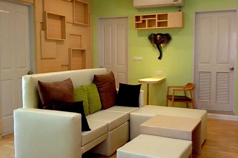 Condo in Khlong San, Bangkok, Thailand, 2 bedrooms № 139329 - photo 1