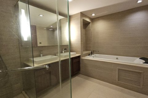 Condo à Sathon, Bangkok, Thaïlande, 3 chambres № 201226 - photo 4