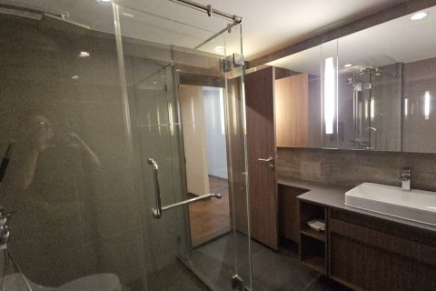 Condo à Sathon, Bangkok, Thaïlande, 3 chambres № 201226 - photo 8