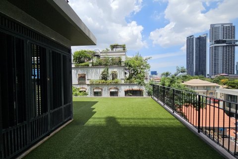 Condo à Sathon, Bangkok, Thaïlande, 3 chambres № 201226 - photo 16