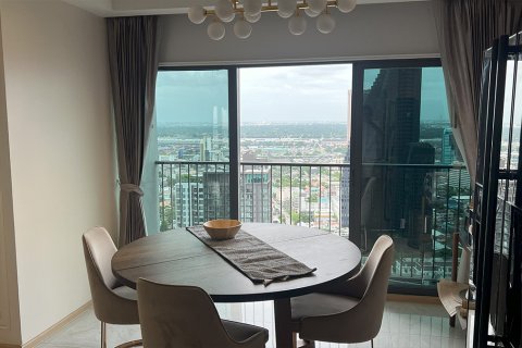 Condo à Khlong Toei, Bangkok, Thaïlande, 3 chambres № 201231 - photo 4
