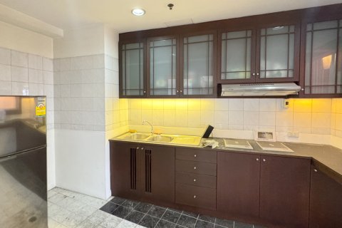 Condo à Bang Phlat, Bangkok, Thaïlande, 3 chambres № 201228 - photo 13