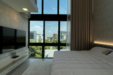 Maison à Saphan Sung, Bangkok, Thaïlande 4 chambres № 201227 - photo 24