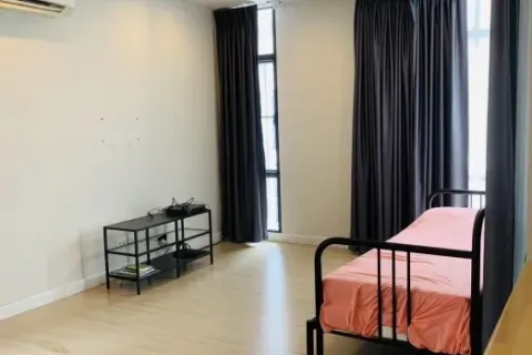 Reihenhaus in Bang Kaeo, Thailand 3 Schlafzimmer № 219702 - Foto 7