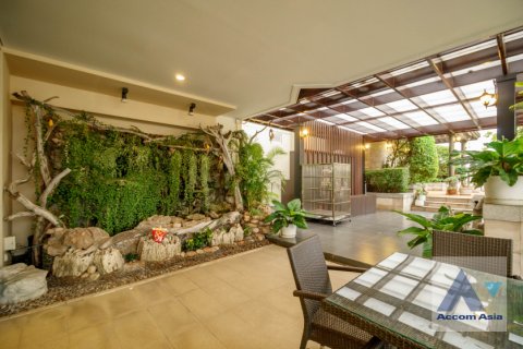 เพนต์เฮาส์ในปทุมวัน, กรุงเทพฯ, ประเทศไทย 6 ห้องนอน № 214561 - รูปถ่าย 16