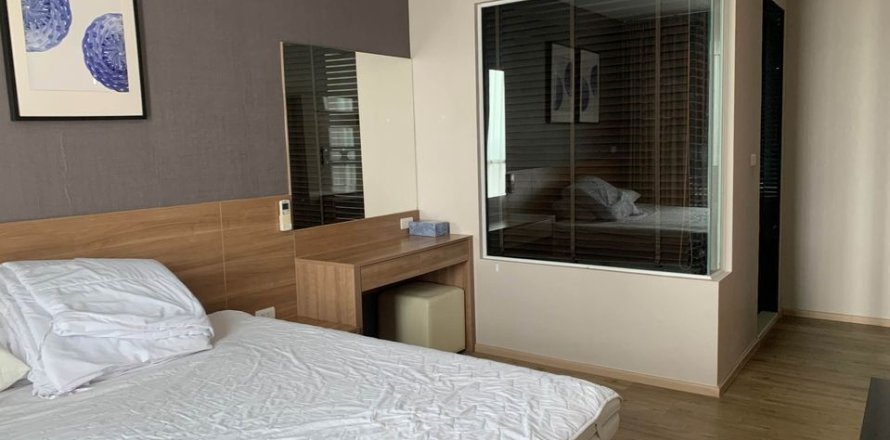 Condo à Sathon, Bangkok, Thaïlande, 2 chambres  № 169554