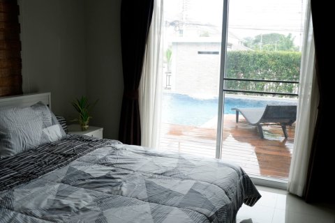 Villa in Chiang Mai, Thailand 4 bedrooms № 169556 - photo 18