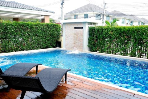 Villa in Chiang Mai, Thailand 4 bedrooms № 169556 - photo 21