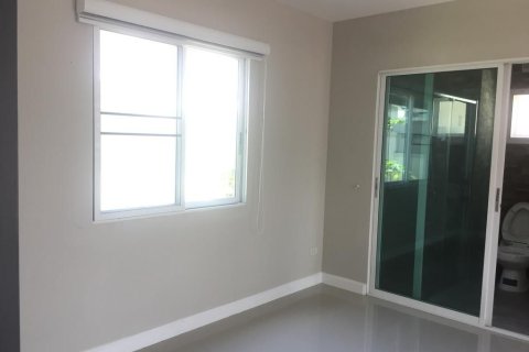 Villa in Chiang Mai, Thailand 4 bedrooms № 169556 - photo 13