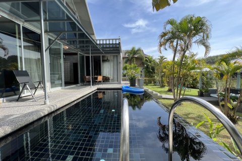 Villa in Phuket, Thailand 4 bedrooms № 169557 - photo 21