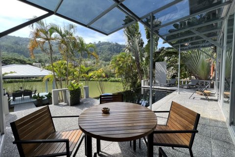 Villa in Phuket, Thailand 4 bedrooms № 169557 - photo 22
