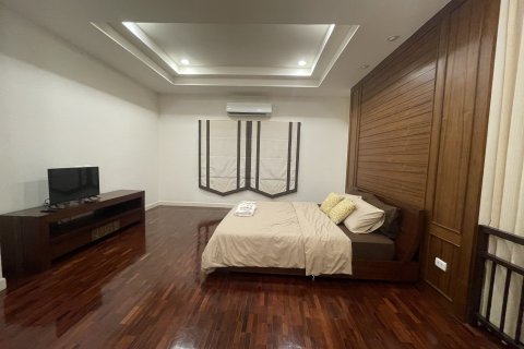 Maison à Hang Dong, Thaïlande 3 chambres № 138477 - photo 16