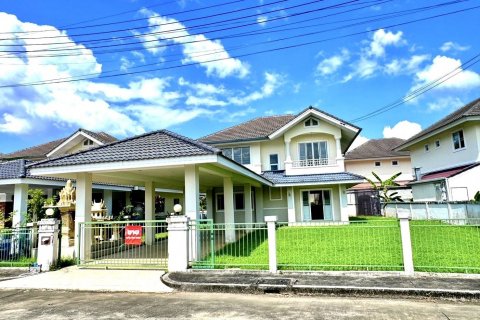 Дом в Чиангмае, Таиланд с 4 спальнями  № 138476 - фото 1