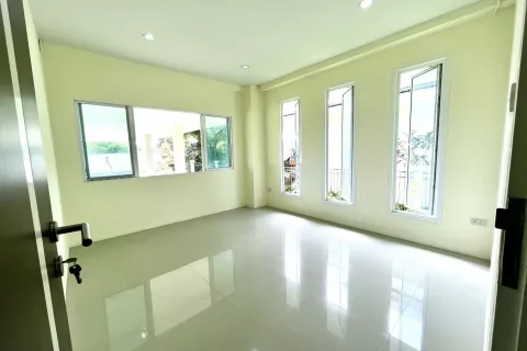 Дом в Чиангмае, Таиланд с 4 спальнями  № 138476 - фото 3