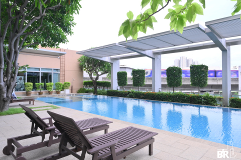 Condo in Bangkok, Thailand, 1 bedroom  № 186882 - photo 8