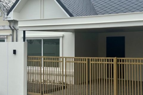 Дом в Паклоке, Таиланд с 3 спальнями  № 135730 - фото 2