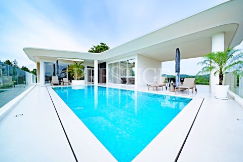 Maison à Pattaya, Thaïlande 8 chambres № 202039