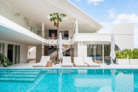 Maison à Pattaya, Thaïlande 8 chambres № 202045