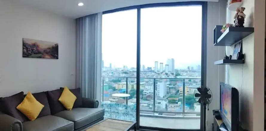 Studio in the Condo in Khlong San, Bangkok, Thailand № 167911