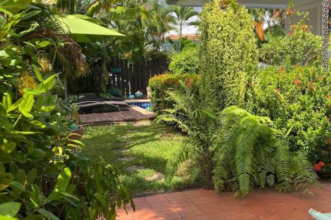 Дом в Пхукете, Таиланд с 3 спальнями  № 167908 - фото 4