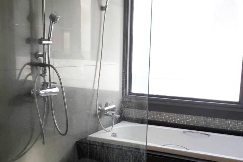 Studio in the Condo in Khlong Toei, Bangkok, Thailand  № 167909 - photo 5